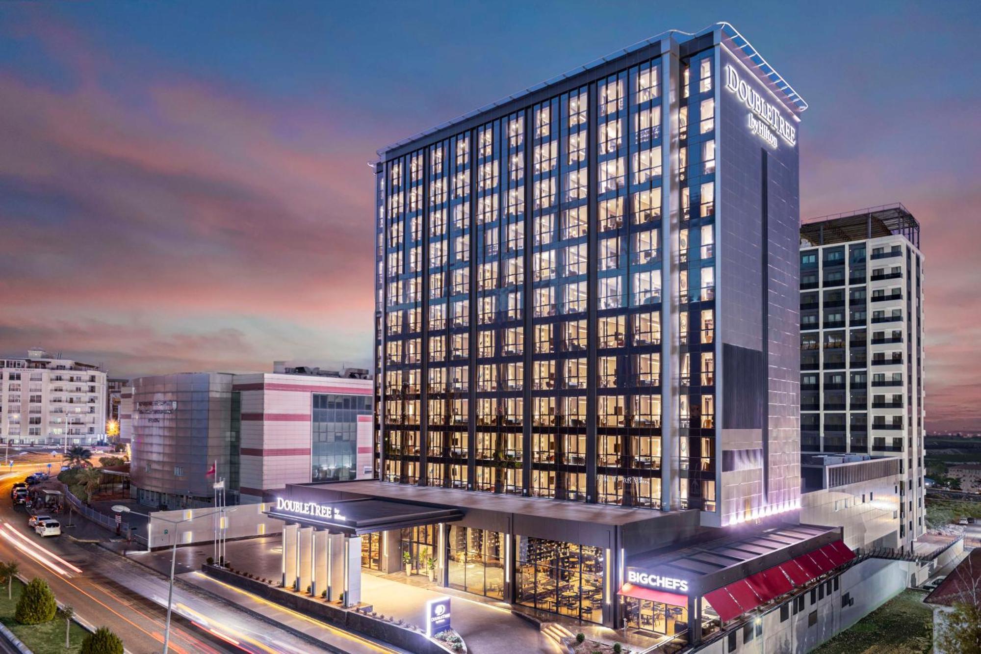 Hotel Doubletree By Hilton Sanlıurfa Zewnętrze zdjęcie